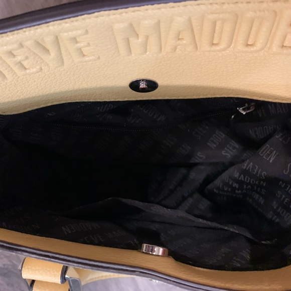 Steve Madden - Picture 3 of 4